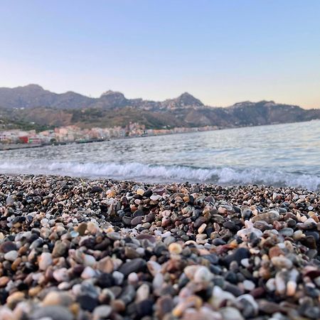 Casa Vacanza Giardini Naxos Taormina Miranaxos Buitenkant foto