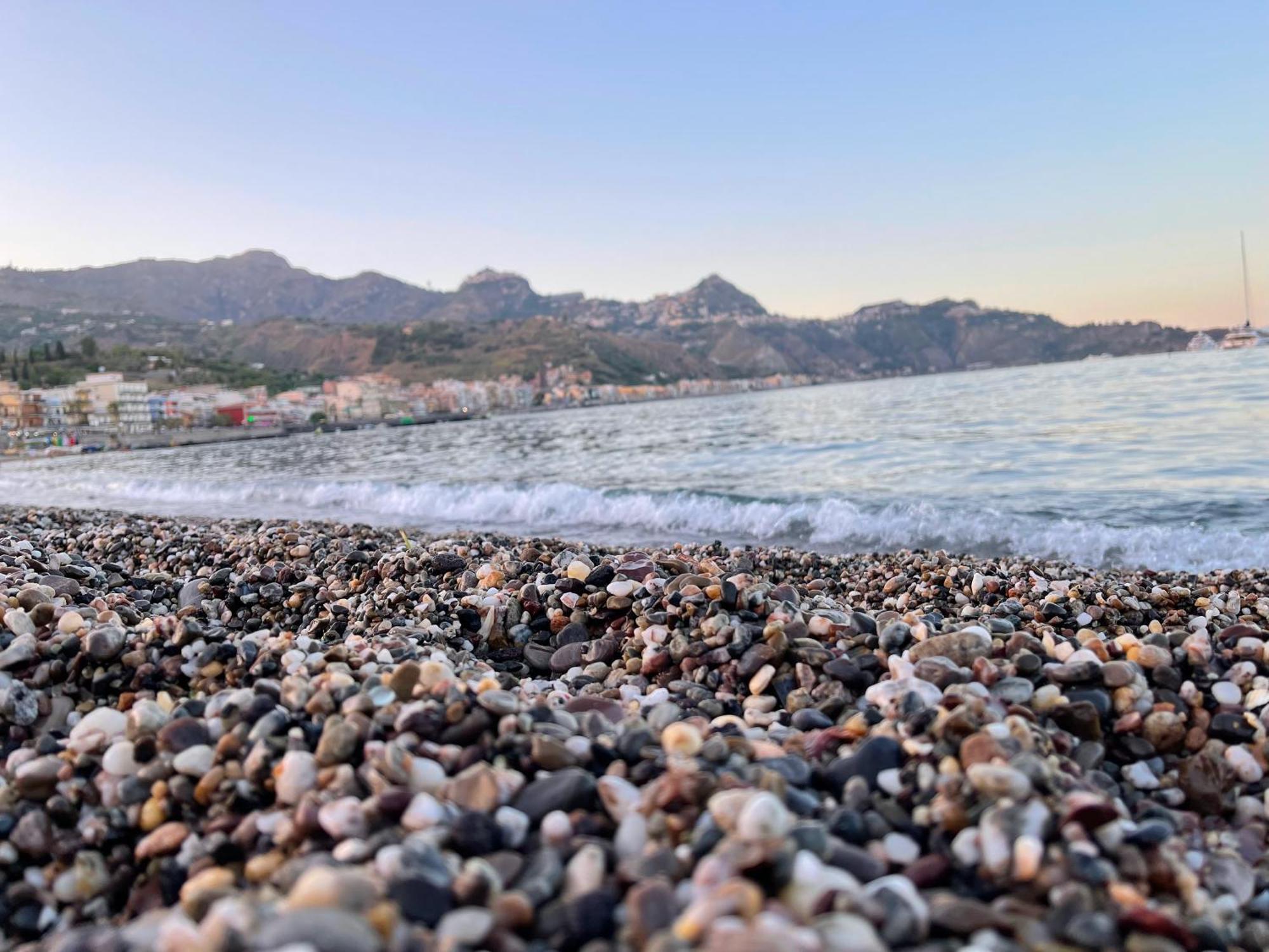 Casa Vacanza Giardini Naxos Taormina Miranaxos Buitenkant foto
